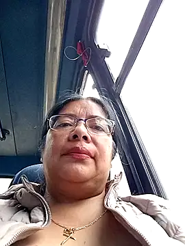 Snapshot of __valentina18 chatting on 03.21.25   valentina18 online show from 03.21.25