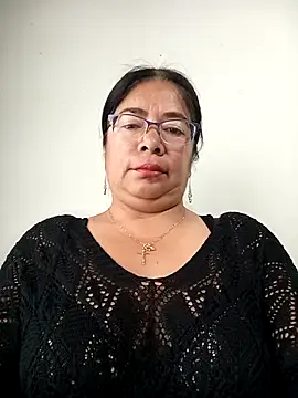 Snapshot of __valentina18 chatting on 09.10.25   valentina18 online show from 09.10.25