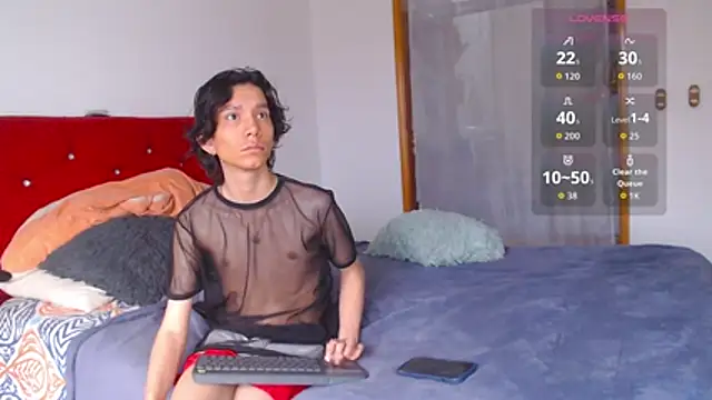 Snapshot of LAICK_01 chatting on 11.30.25 LAICK 01 online show from 11.30.25