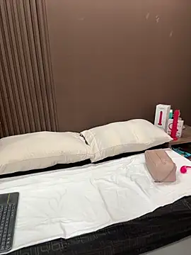 Melissabaylin online show from 03.16.26