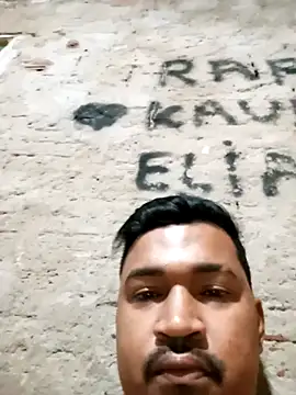 Snapshot of rsc45111 chatting on 10.16.25 rsc45111 online show from 10.16.25