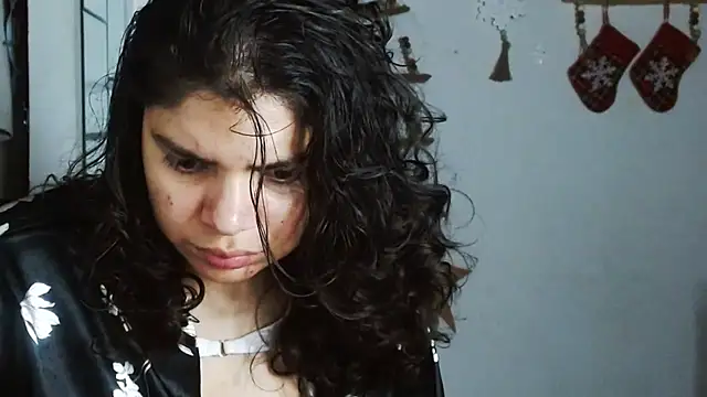 Nikkykora15 online show from 12.15.25