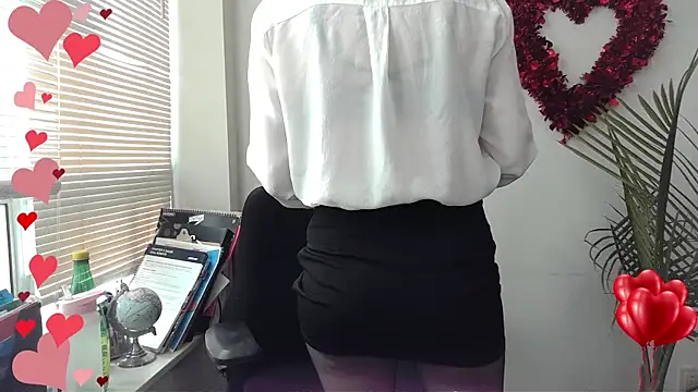 City Kat online show from 02.11.25