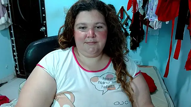 Snapshot of squirt322bbw chatting on 11.09.25 squirt322bbw online show from 11.09.25