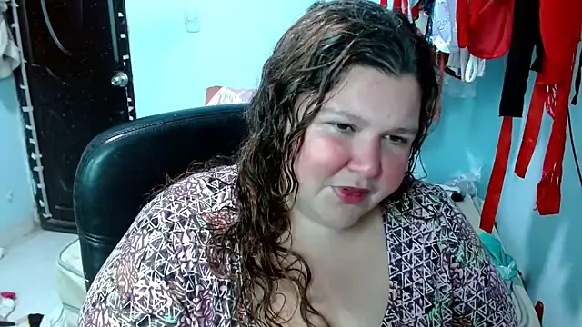 Snapshot of squirt322bbw chatting on 11.17.25 squirt322bbw online show from 11.17.25