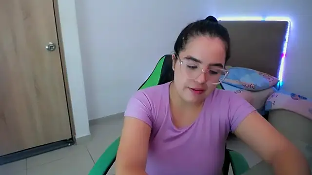  alicia z online show from 03.19.25