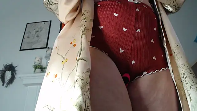 AuroraWillows online show from 02.15.26