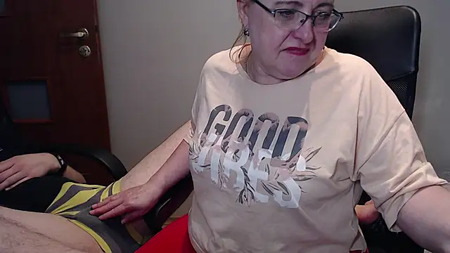 JoannaAndNeighbour online show from 01.23.25