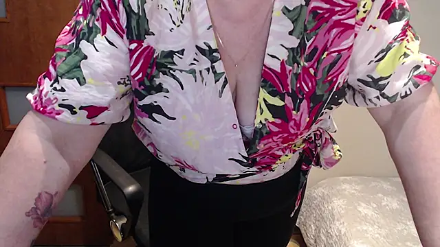 JoannaAndNeighbour online show from 02.03.25