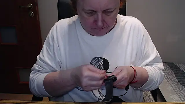 JoannaAndNeighbour online show from 02.15.25