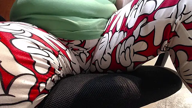 JoannaAndNeighbour online show from 02.18.25