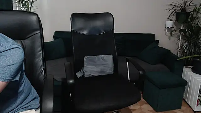 JoannaAndNeighbour online show from 10.03.25