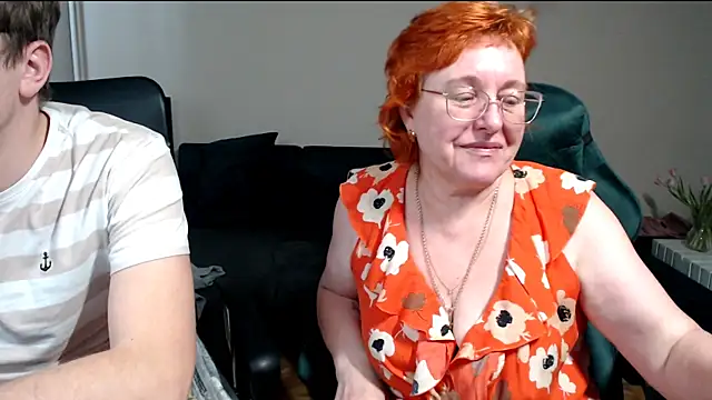 Snapshot of JoannaAndNeighbour chatting on 02.15.26 JoannaAndNeighbour online show from 02.15.26