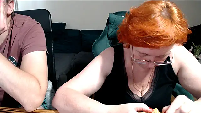 Snapshot of JoannaAndNeighbour chatting on 02.20.26 JoannaAndNeighbour online show from 02.20.26