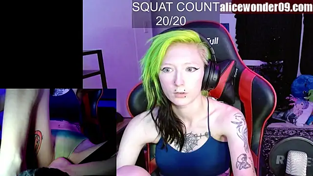 alicewonder09 online show from 11.14.25