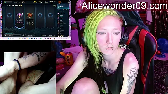 alicewonder09 online show from 03.17.26
