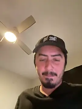 Bbyboyivan online show from 12.15.24