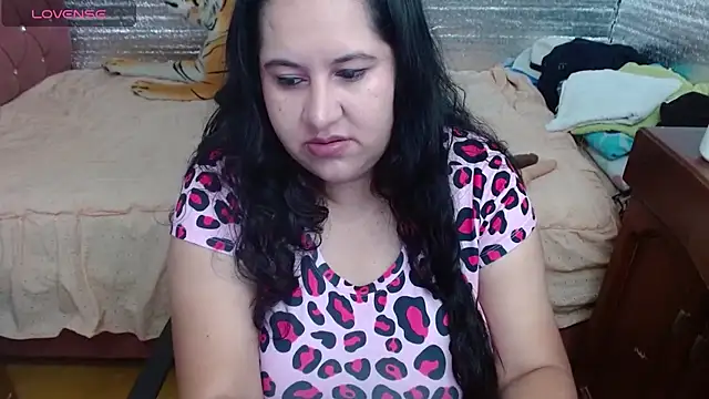 EMILY-NESSA online show from 04.08.26