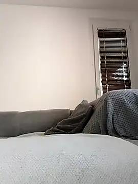 Viola sweet honey online show from 04.03.26