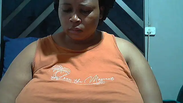Snapshot of Sexy-queen99xx chatting on 10.09.25 Sexy-queen99xx online show from 10.09.25
