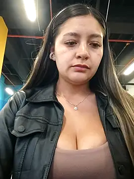 alana 69 online show from 10.22.25