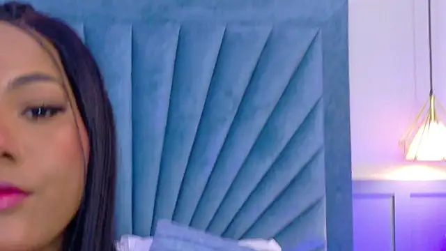 Sara Boom online show from 01.28.25