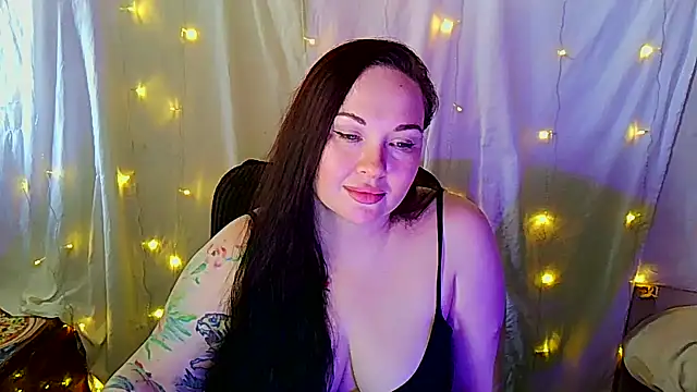 Victoria Marks online show from 10.07.25