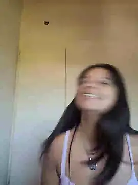 Snapshot of ZaraHoney chatting on 12.09.24 ZaraHoney online show from 12.09.24
