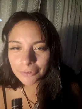 Snapshot of ZaraHoney chatting on 02.06.25 ZaraHoney online show from 02.06.25