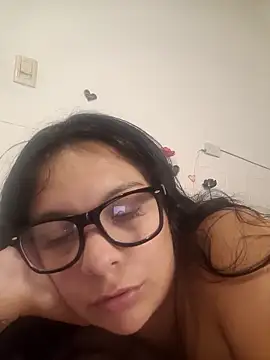 Snapshot of ZaraHoney chatting on 02.16.25 ZaraHoney online show from 02.16.25