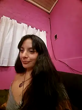 Snapshot of ZaraHoney chatting on 02.19.25 ZaraHoney online show from 02.19.25
