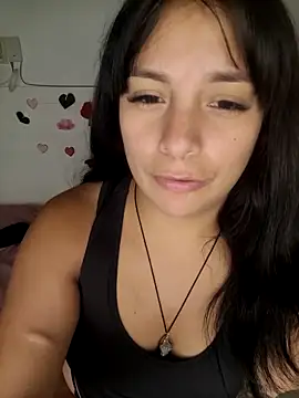 Snapshot of ZaraHoney chatting on 02.21.25 ZaraHoney online show from 02.21.25