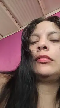 ZaraHoney online show from 12.20.25