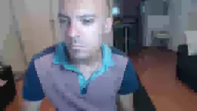 Snapshot of guachin_hunk chatting on 11.19.25 guachin hunk online show from 11.19.25