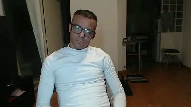 guachin hunk online show from 04.10.26