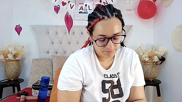 MIchelMomet online show from 02.13.25