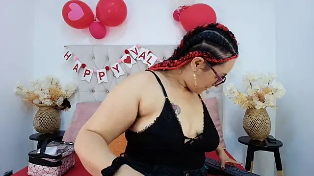 MIchelMomet online show from 02.14.25