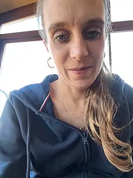 Snapshot of LadyChantale chatting on 01.24.25 LadyChantale online show from 01.24.25