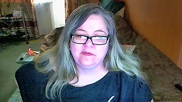 Snapshot of sex2 chatting on 02.15.25 sex2 online show from 02.15.25