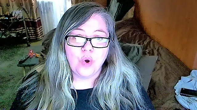 Snapshot of sex2 chatting on 02.24.25 sex2 online show from 02.24.25