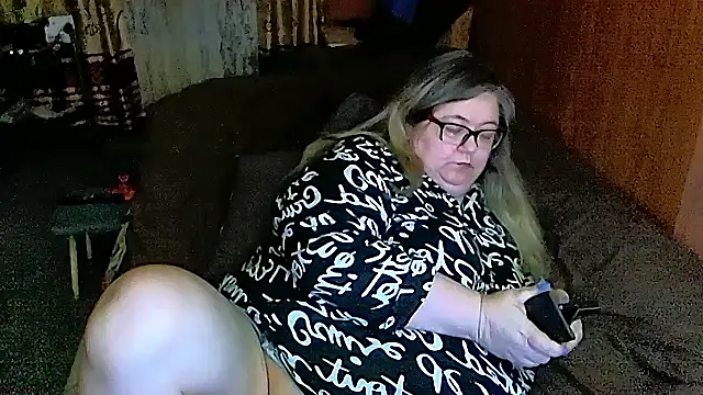 Snapshot of sex2 chatting on 03.16.25 sex2 online show from 03.16.25