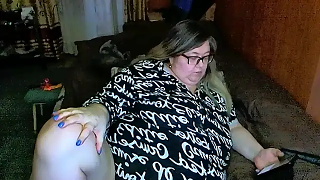 Snapshot of sex2 chatting on 03.20.25 sex2 online show from 03.20.25