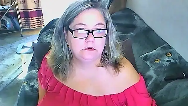 Snapshot of sex2 chatting on 09.18.25 sex2 online show from 09.18.25