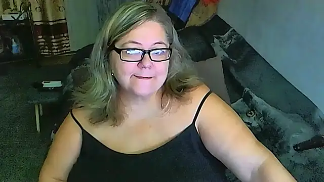 Snapshot of sex2 chatting on 10.06.25 sex2 online show from 10.06.25
