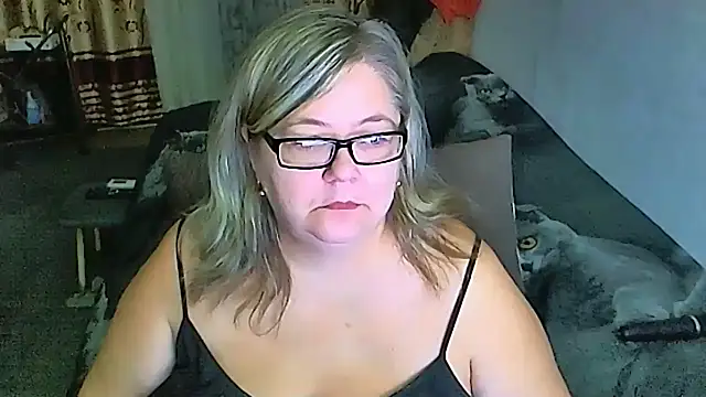 Snapshot of sex2 chatting on 10.12.25 sex2 online show from 10.12.25