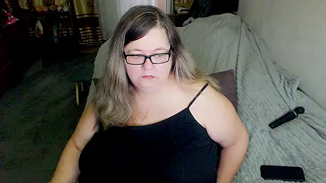 Snapshot of sex2 chatting on 06.22.26 sex2 online show from 06.22.26