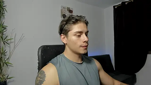 Giordano Russo online show from 12.17.24