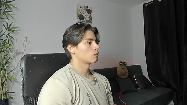 Giordano Russo online show from 01.05.25