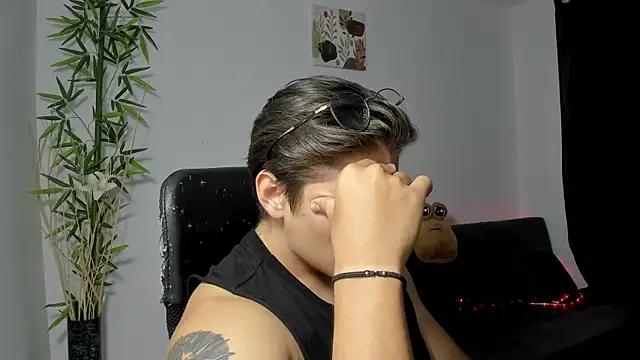 Giordano Russo online show from 01.10.25