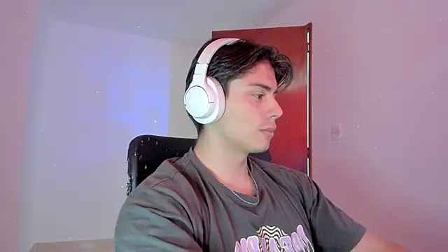 Giordano Russo online show from 09.30.25